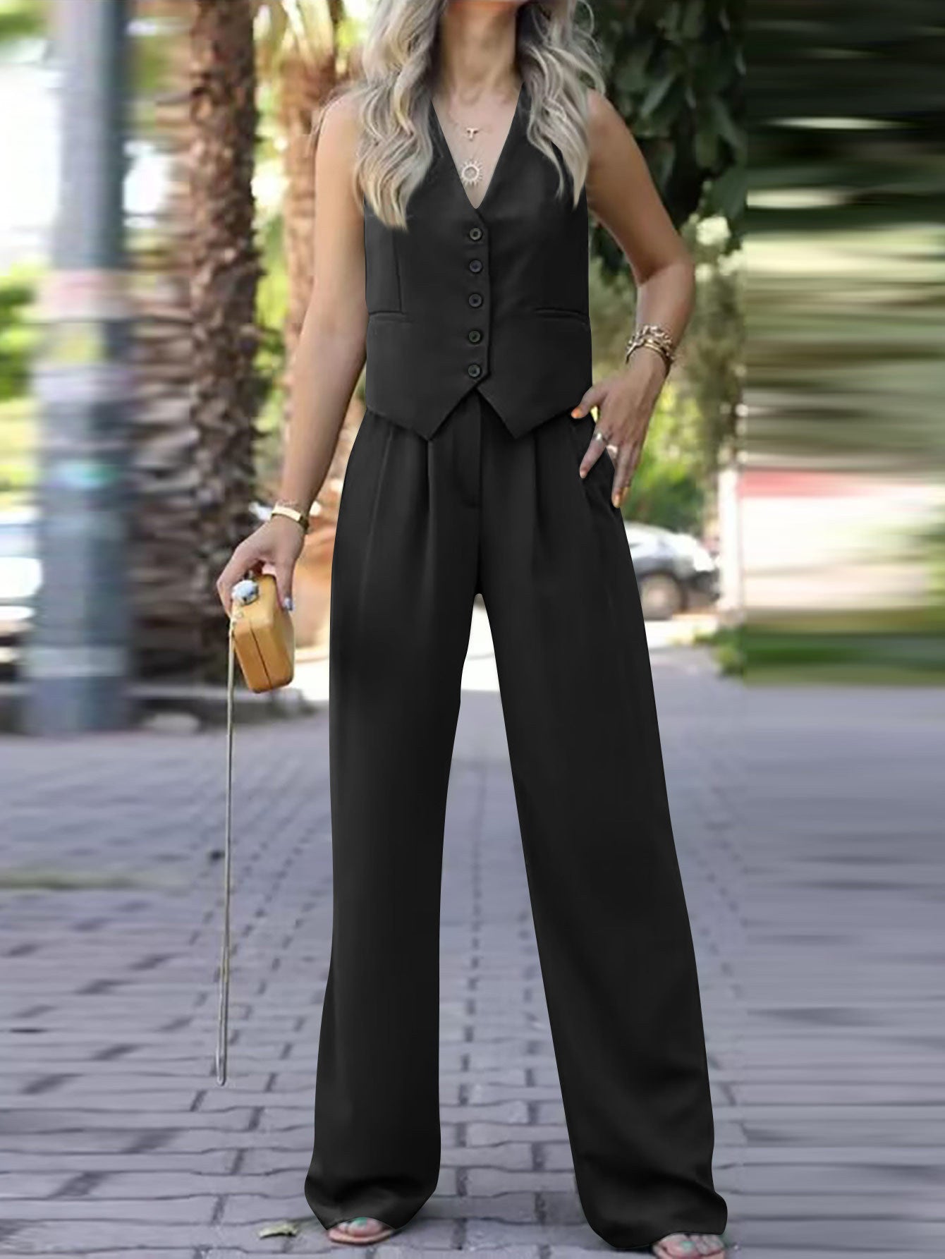 V-neck Sleeveless Wide-Leg Suit - Chiccharm