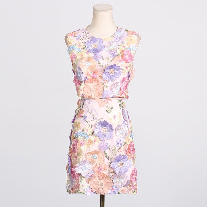 Delicate Floral Embroidered Two-Piece Set - Chiccharm