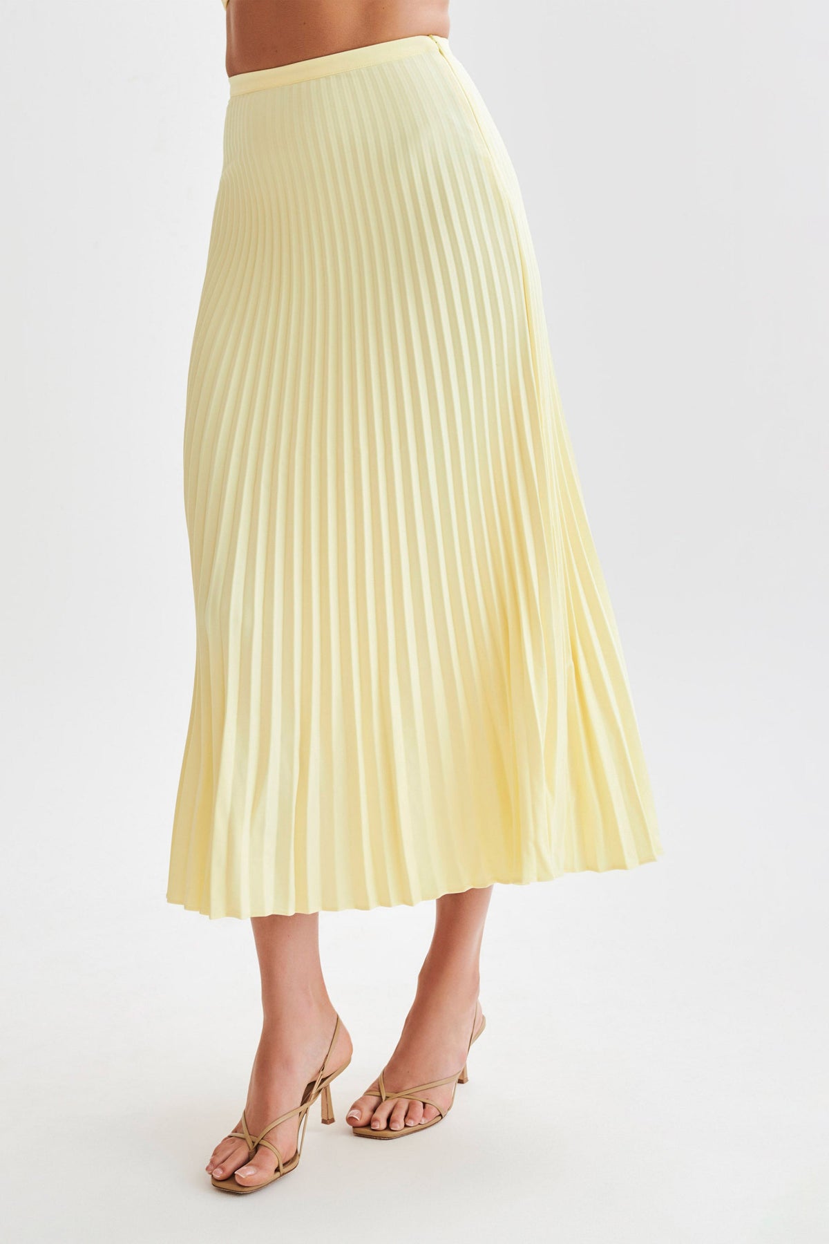 Elegant Pleated Midi Skirt